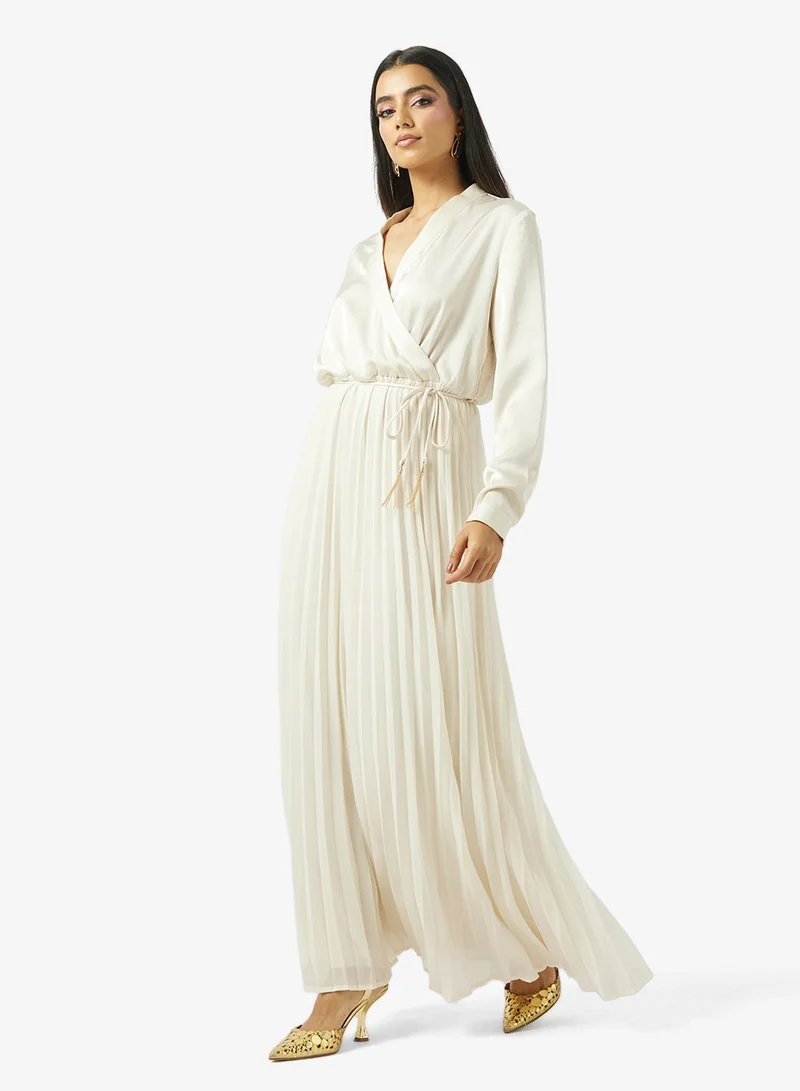 فيرو مودا فستان ماكسي طويل بأكمام طويلة ورباط